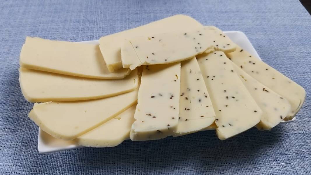 Я отказалась от магазинного сыра и теперь делаю его сама! Без яиц! смотреть онлайн