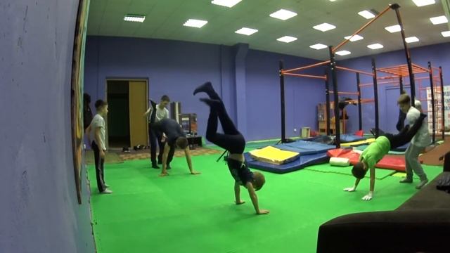 НаРодная ГимнАсТиКа 188-2 в Клубе Воздушно-Силовой Атлетики. СКК "Вместе" смотреть онлайн