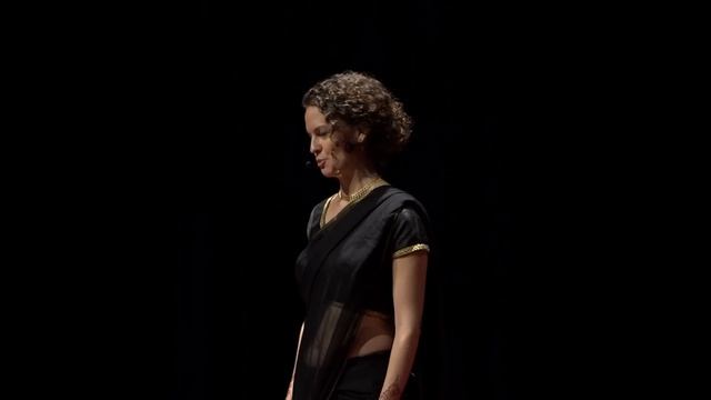 Life begins at the End of Your Comfort Zone | Adela Strakova | TEDxBITSHyderabad смотреть онлайн