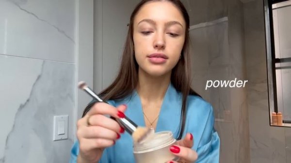 Sydney Serena's Guide to Glowy Everyday Makeup | Beauty Secrets | Vogue