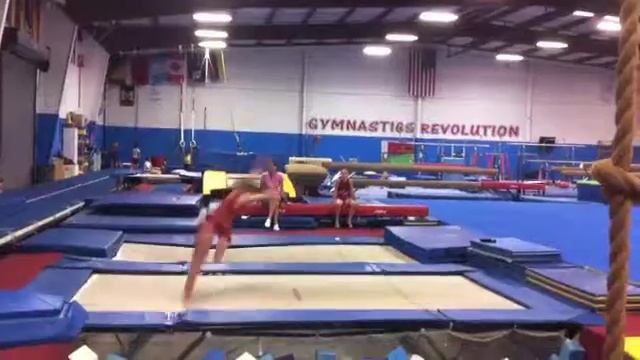 TRAMPOLINE IS AWESOME!!!!!!! смотреть онлайн