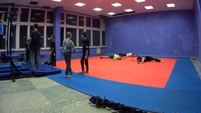 НаРодная ГимнАсТиКа 6-2 в Клубе Воздушно-Силовой Атлетики Атлет. СКК "Вместе" смотреть онлайн