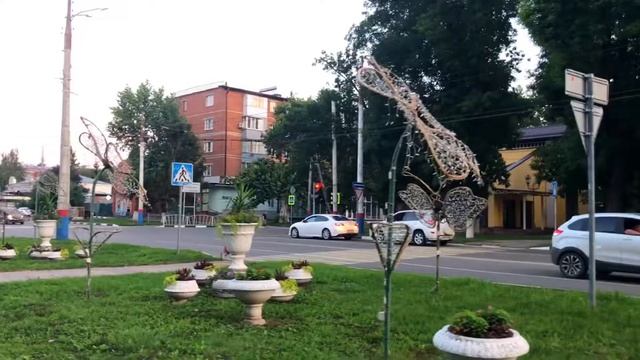 ул. Тургенева. Стадион.Табачная фабрика. Маленькая страна. Романтика.Комсомольский сквер.27.07.2022 смотреть онлайн