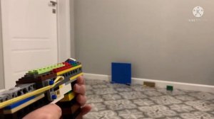 LEGO пистолет стреляющий