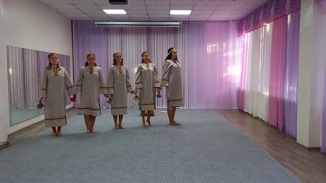 Танцевальный коллектив МБДОУ №352 "На Иванов день" смотреть онлайн