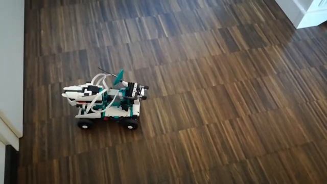 LEGO Mindstorms 51515 MVP Terminator [find and shoot something red] смотреть онлайн