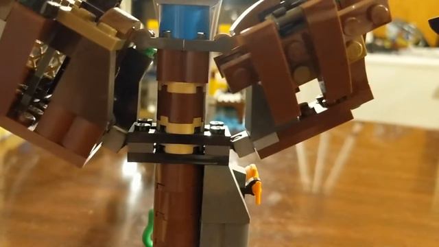 Features of LEGO Creator Roller Coaster 31084 смотреть онлайн