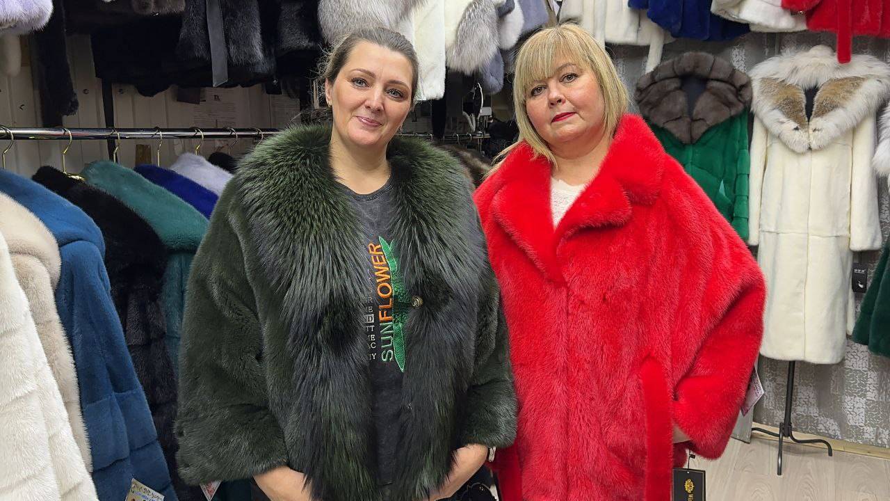 Новинки! Короткие шубы в салоне "Дом меха Ромы" до 80 размера смотреть онлайн