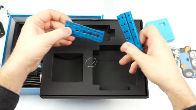 Робот Makeblock mBot Ranger - перше знайомство смотреть онлайн