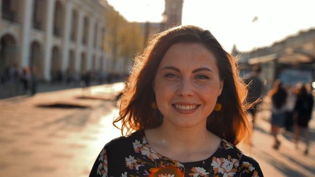 Женщина потеряла дар речи, когда увидела, сколько денег ей перечислили по ошибке. Но дальше смотреть онлайн
