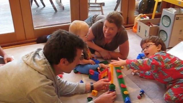 Bristle Bricks Playtime смотреть онлайн