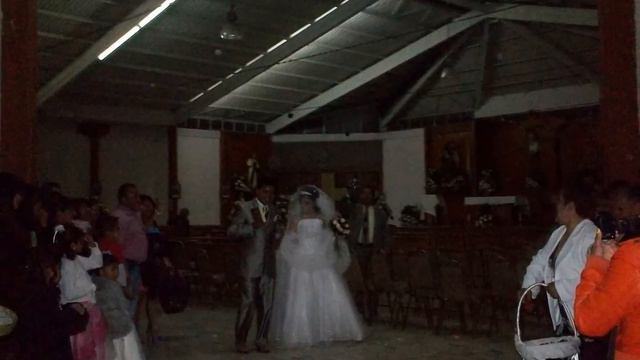 BODA DE LALO Y LUCY смотреть онлайн