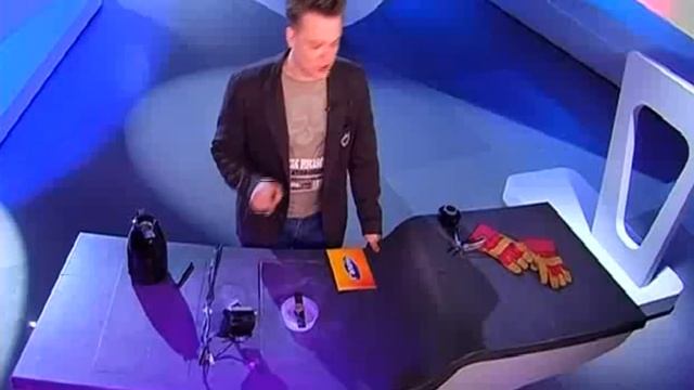 Галилео. Эксперимент. Парение сверхпроводника в поле постоянного магнита смотреть онлайн