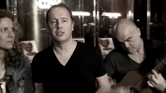 Edwin Evers Band - Ik Meen Het (Officiële videoclip) смотреть онлайн