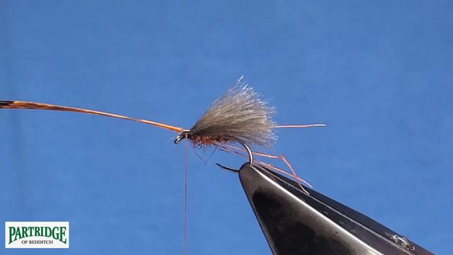 Fly Tying : F-Wing Midas (4K HD) смотреть онлайн