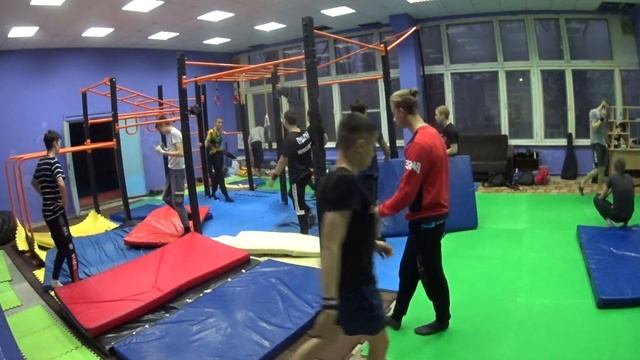 НаРодная ГимнАсТиКа 197-2 в Клубе Воздушно-Силовой Атлетики. СКК "Вместе" смотреть онлайн