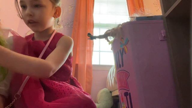 Showing All My Favorite Rainbow High Dolls смотреть онлайн