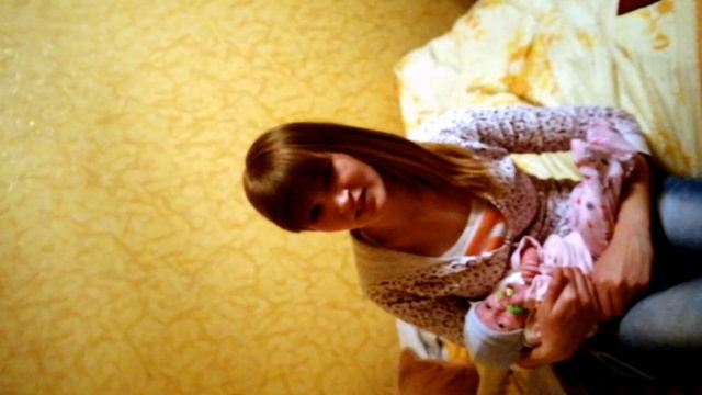 Я родилась. Только из роддома смотреть онлайн