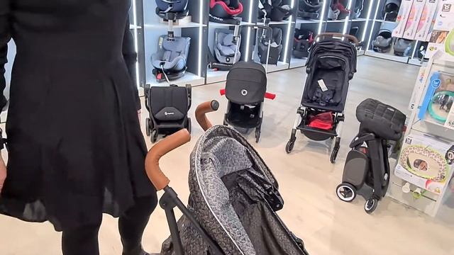 Skladné a lehké golfové kočárky смотреть онлайн