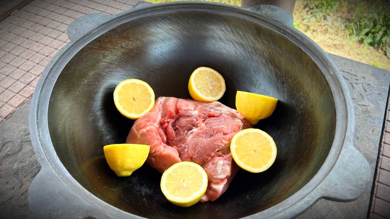 Вкуснейшее Мясо в Лимоне. Xoirino lemonato смотреть онлайн