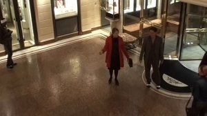 Галилео  Как вести себя в ресторане?