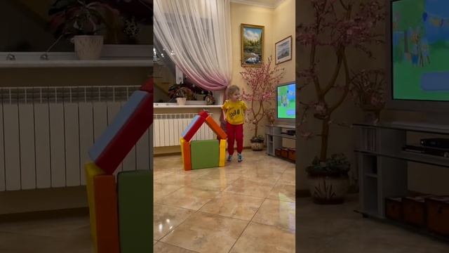 Крылатый катерок становится Домиком с воротами смотреть онлайн