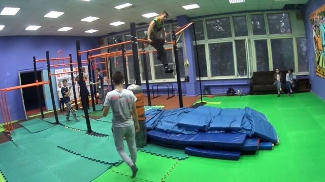 НаРодная ГимнАсТиКа 171-4 в Клубе Воздушно-Силовой Атлетики. СКК "Вместе" смотреть онлайн