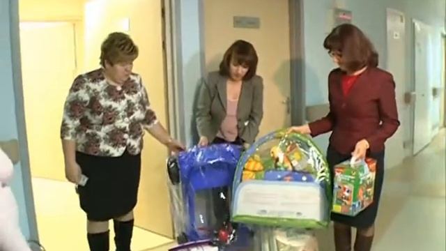 Семья Друкар, у которой появилась тройня, получит соцподдержку смотреть онлайн