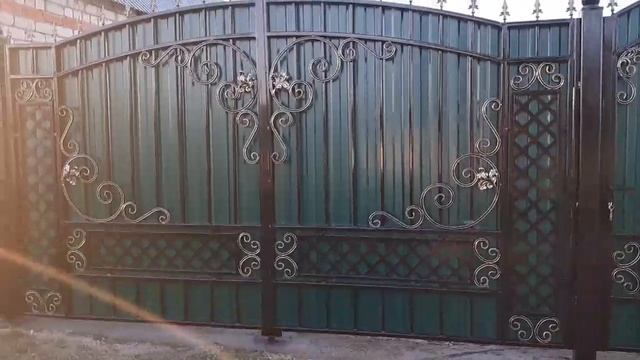 Кованые ворота с калиткой смотреть онлайн