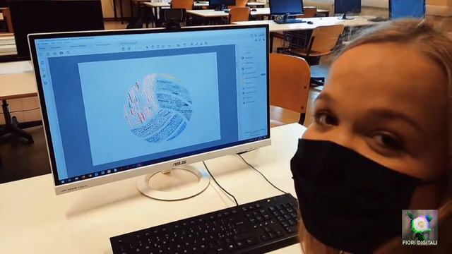 Intervista a Laura Scotti смотреть онлайн