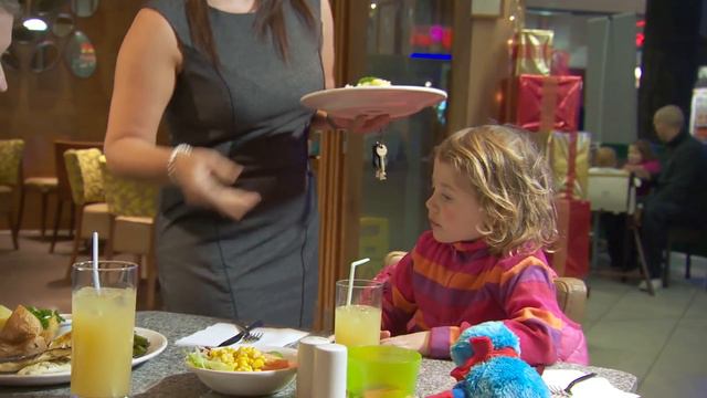 @WoollyandTigOfficial- I Don't Like it | Indoor Sledging смотреть онлайн