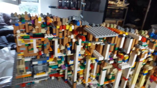Building Wakanda in LEGO - Week 18 - HulkBuster + Rockwork done смотреть онлайн