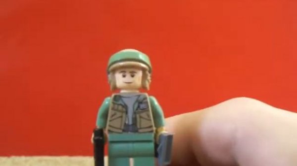 LEGO Повстанцы на Эндоре и штурмовики Империи