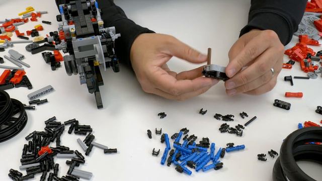 Brick Guru | Unbox. Build. Review. | #1 Lego Technic - Ducati Panigale V4 R (42107) смотреть онлайн