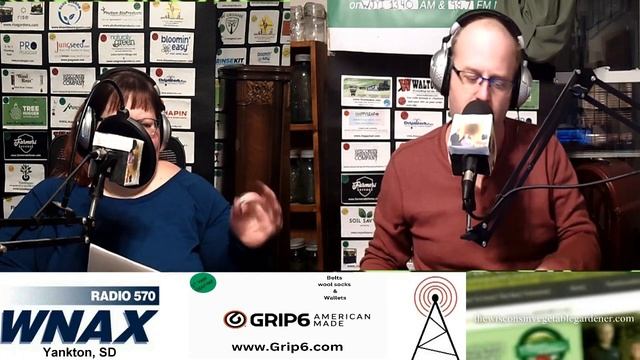 S7E3 No rush to plant, Compost, Guest Lisa Eldred Steinkopf - The Gardening Radio show смотреть онлайн