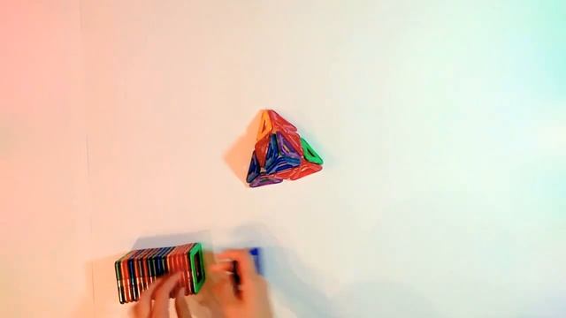 Небоскреб из магнитного конструктора МАГНИКОН смотреть онлайн