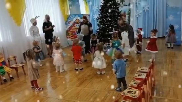 наш первый утренник в МАДОУ 34