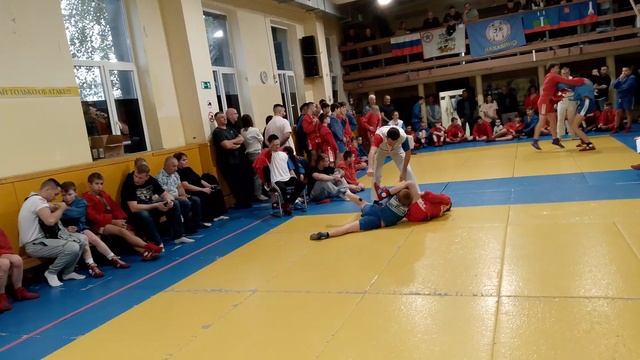 Эдуард Самбо г. Нахабино смотреть онлайн