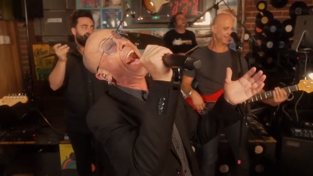 The HSCC - Stars (Simply Red Cover) смотреть онлайн