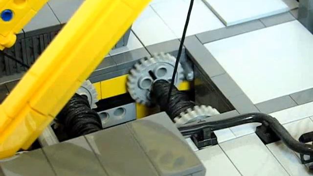 Lego Liebherr HS 855 dragline excavator смотреть онлайн