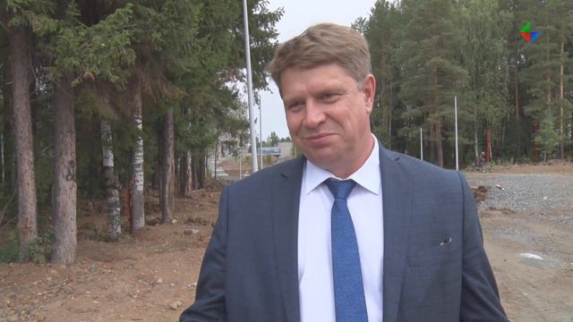 Антон Шипулин посетил Ледовый дворец и строящуюся Парковую зону в Лесном смотреть онлайн