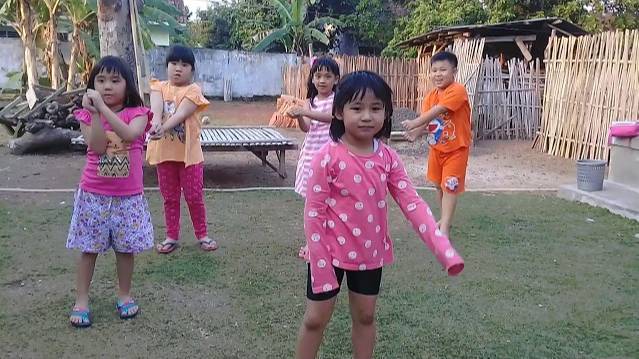 WE LOVE PINKFONG BABY SHARK_Hesti Widya смотреть онлайн