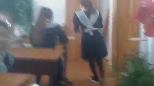 Школьница напилась в школе