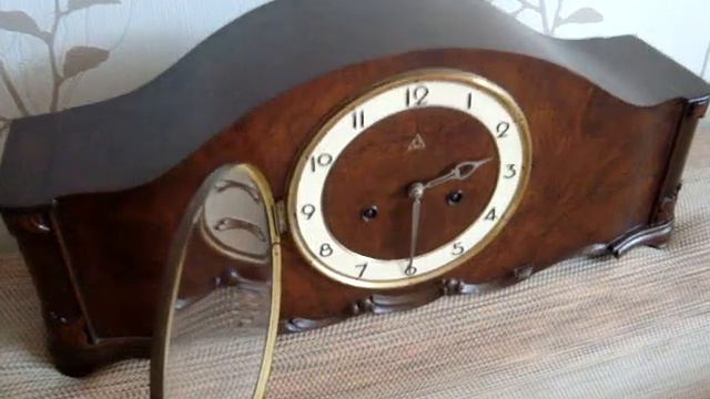 Часы каминные настольные с боем и маятником Junghans 1938 смотреть онлайн