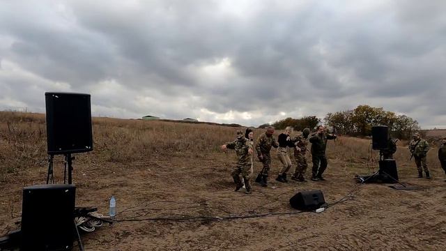 "Катюша" - "А наши парни не водят Майбах" смотреть онлайн