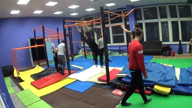 НаРодная ГимнАсТиКа 197-3 в Клубе Воздушно-Силовой Атлетики. СКК "Вместе" смотреть онлайн