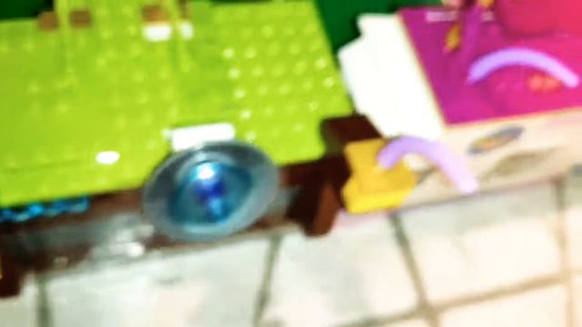 Целый город из кучи деталей Lego Friends смотреть онлайн