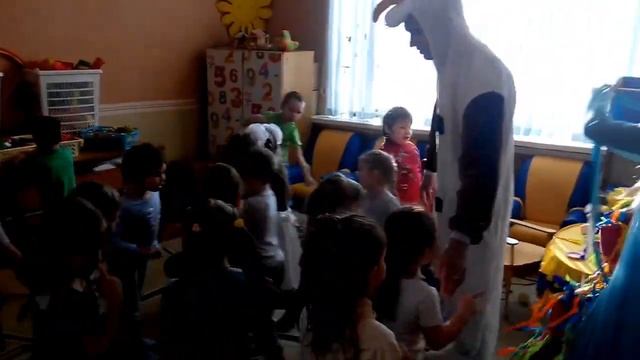 Вике 5 лет. Аниматоры в садике смотреть онлайн