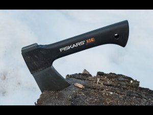 Не очень хороший отзыв о топоре Fiskars X5.