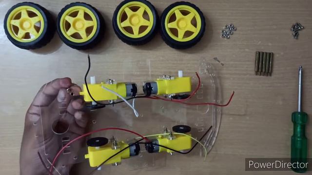 How to assemble 4WD Smart Robot Car Kit in just 10 minutes I DIY I HD Video I Mecha_Field смотреть онлайн